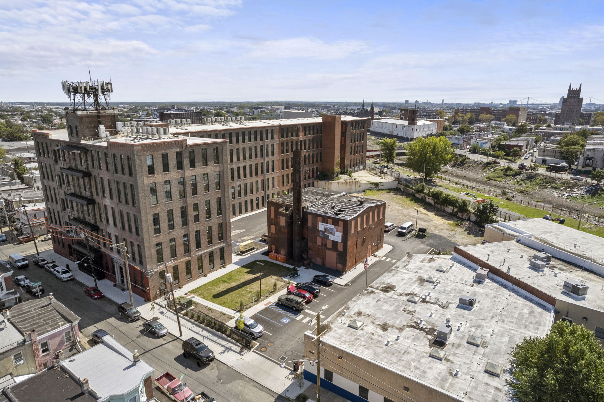 118 E Indiana Ave, Philadelphia, PA à vendre Photo du bâtiment- Image 1 de 1