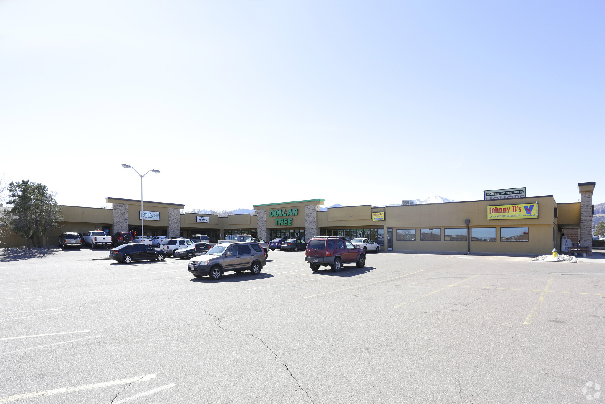 705-777 W Garden of the Gods Rd, Colorado Springs, CO for lease Primary Photo- Image 1 of 24