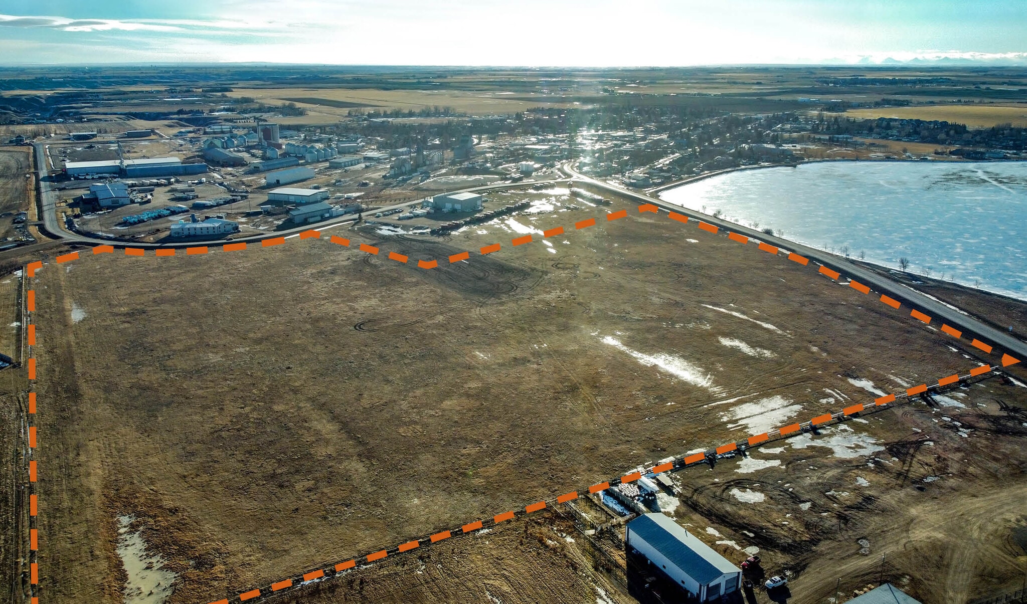101 Factory Dr, Picture Butte, AB à vendre Photo du bâtiment- Image 1 de 3