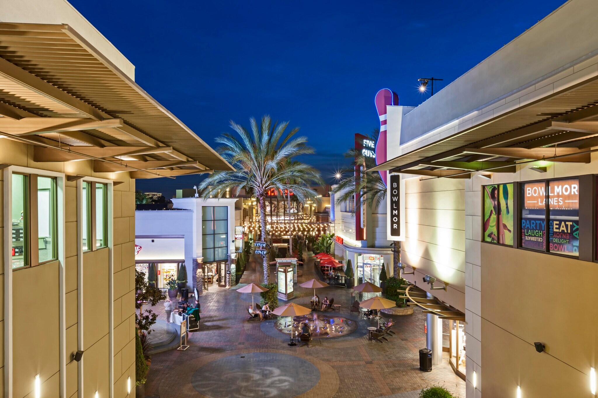 2201-2895 Park Ave, Tustin, CA à louer Photo du bâtiment- Image 1 de 33