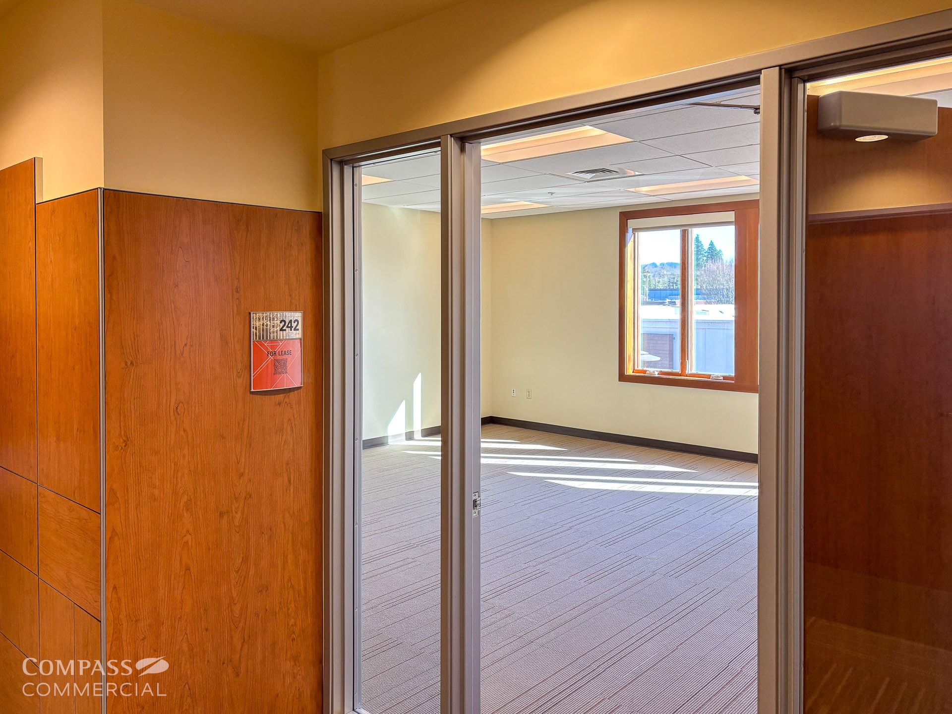 1700 Main St, Washougal, WA for lease Interior Photo- Image 1 of 2