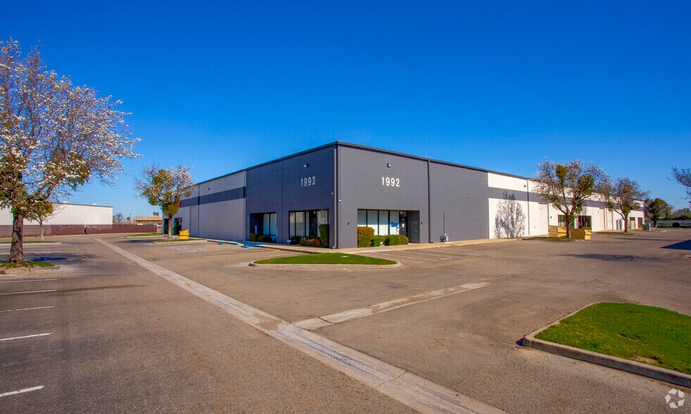 1992 Rockefeller Dr, Ceres, CA for sale - Building Photo - Image 2 of 13