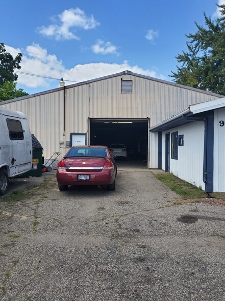 932-934 2nd St, Kalamazoo, MI for sale - Building Photo - Image 2 of 5