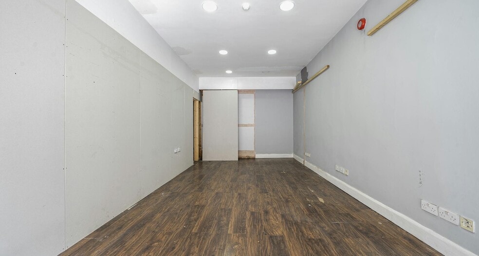 230 Borough High St, London for sale - Interior Photo - Image 3 of 6