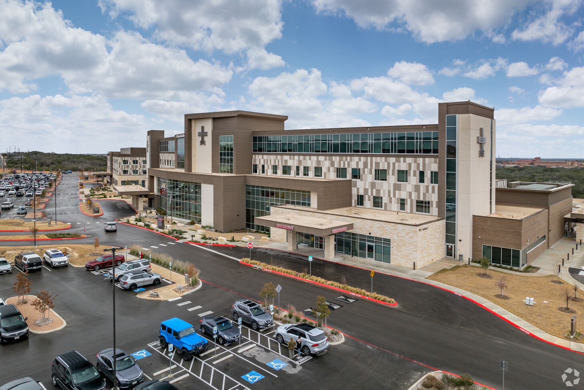 3011 W Loop 1604 N, San Antonio, TX for lease Primary Photo- Image 1 of 25