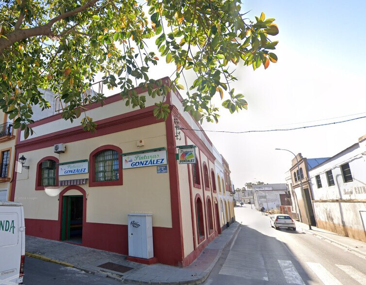 Plaza Cruz de Mayo, Sanlúcar de Barrameda, Cádiz for sale - Building Photo - Image 2 of 3
