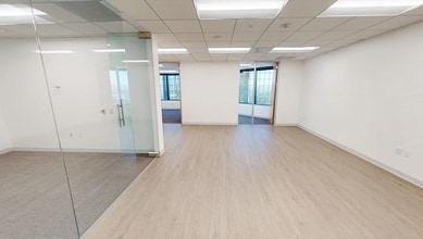 21700 Oxnard St, Woodland Hills, CA for lease Matterport 3D Scan- Image 1 of 2