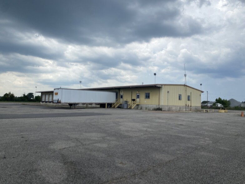 956 Hwy 190 W, Port Allen, LA for sale - Building Photo - Image 2 of 9