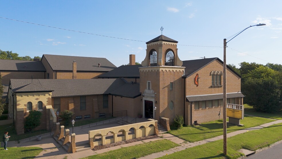 856 S Green St, Wichita, KS for sale - Building Photo - Image 1 of 18