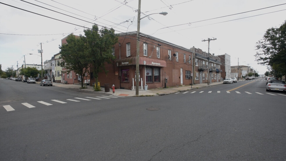 615 3rd Ave, Elizabeth, NJ à vendre - Photo du bâtiment - Image 1 de 1