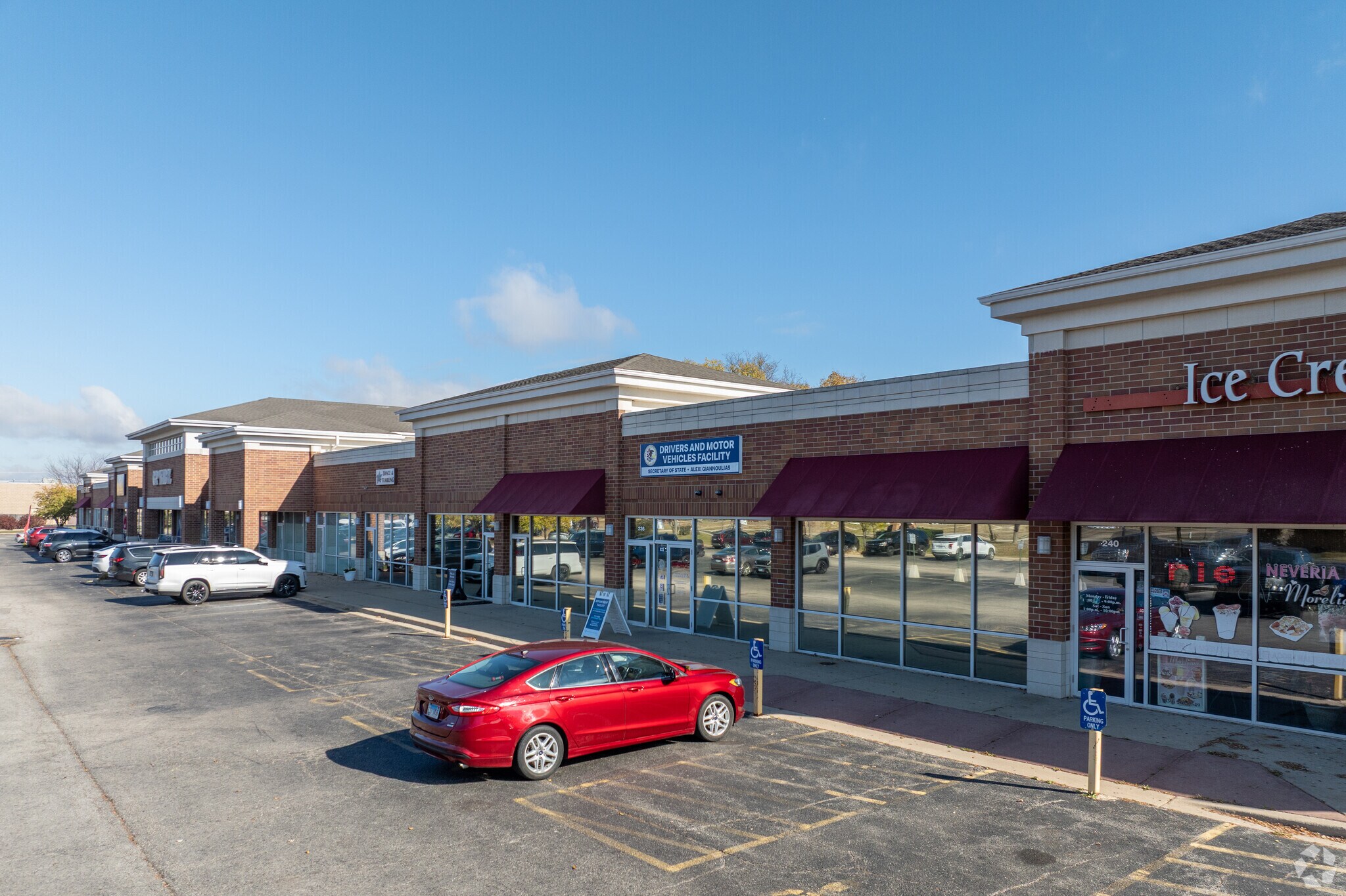 200-242 Mitchell Dr, Plano, IL à vendre Photo principale- Image 1 de 1