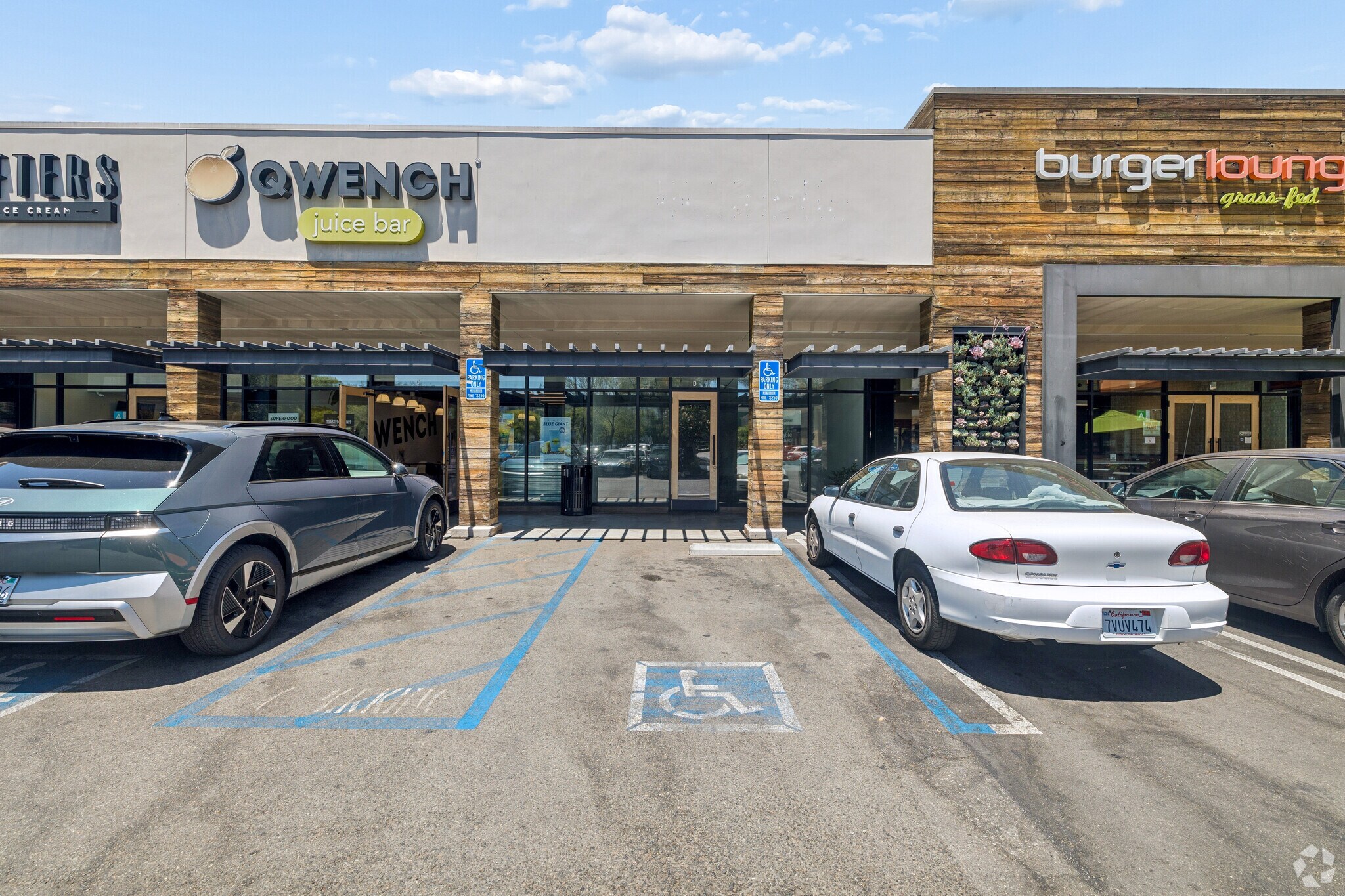 4500-4550 Van Nuys Blvd, Van Nuys, CA for lease Building Photo- Image 1 of 11