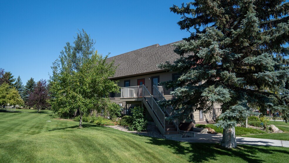 2831 Airport Rd, Helena, MT à louer - Photo du bâtiment - Image 1 de 25