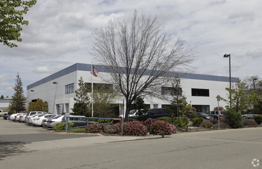 1563 Crocker Ave, Hayward, CA à louer - Photo du bâtiment - Image 2 de 2