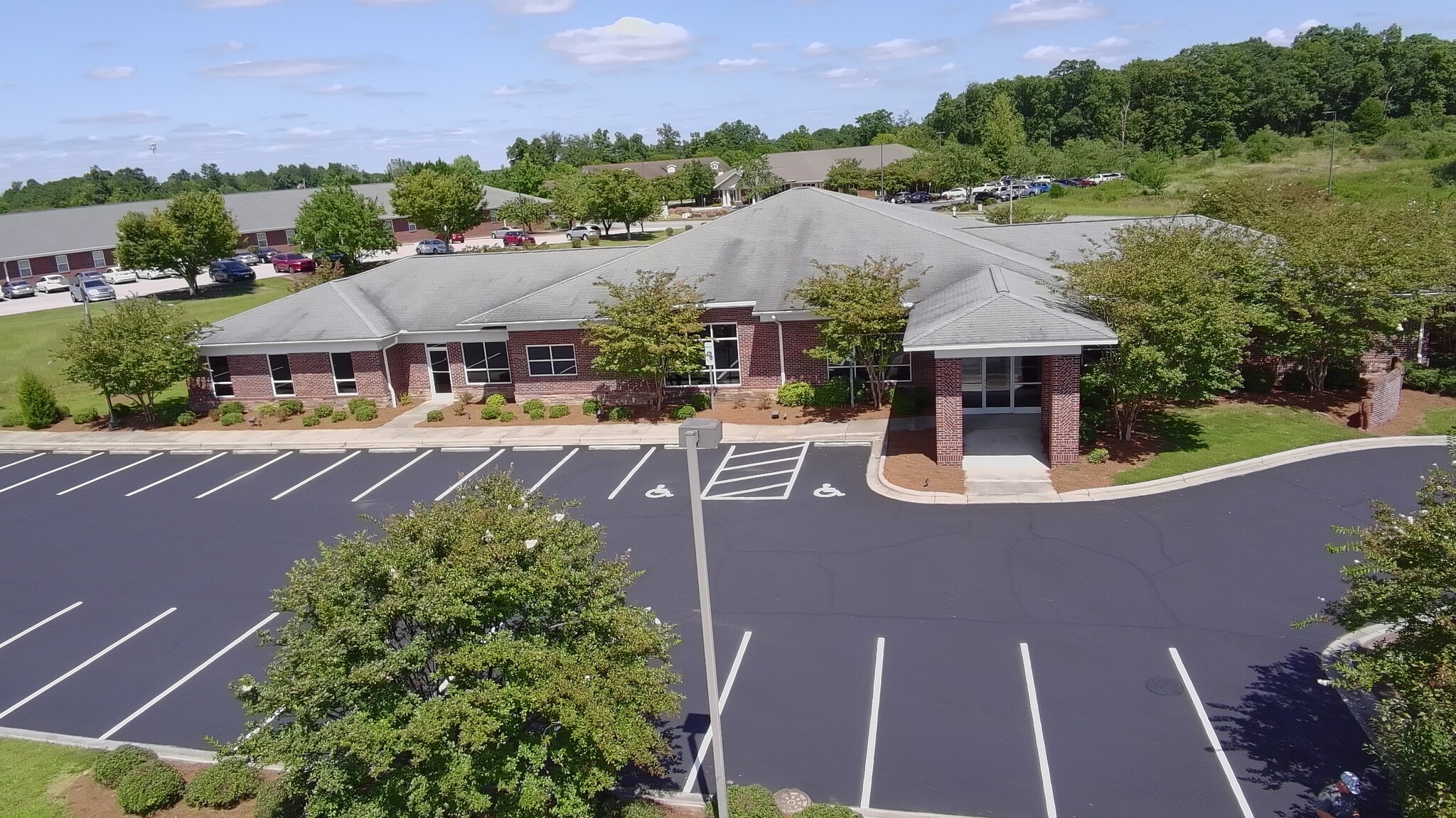 1025 Vinehaven Dr NE, Concord, NC for lease Building Photo- Image 1 of 7