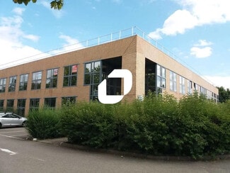 More details for 39 Avenue Des 3 Peuples, Montigny-le-Bretonneux - Office, Flex for Lease