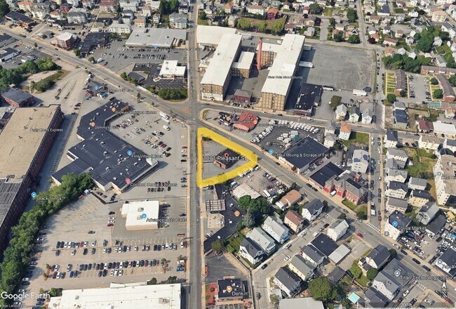 Plus de détails pour 1001 Pleasant St, Fall River, MA - Commerce de détail à vendre