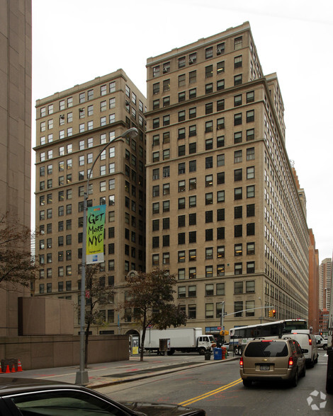 40 Worth St, New York, NY for lease - Building Photo - Image 3 of 6