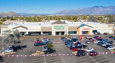 902 W Irvington Rd, Tucson, AZ à louer Photo intérieure- Image 1 de 4