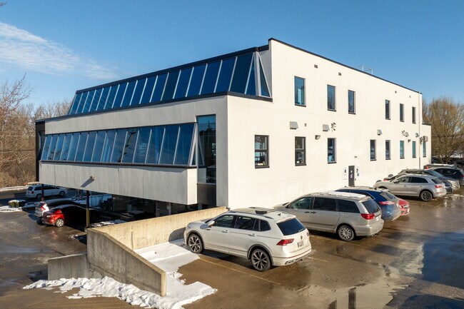 Plus de détails pour 350 Oxford Rd W, London, ON - Bureau à louer
