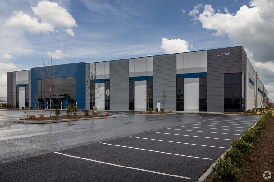 54 Lockwood St, Newark, NJ à louer - Photo du bâtiment - Image 2 de 9