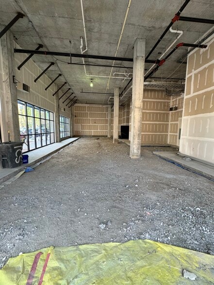 229 S Delaware St, Indianapolis, IN à louer - Photo intérieure - Image 3 de 19