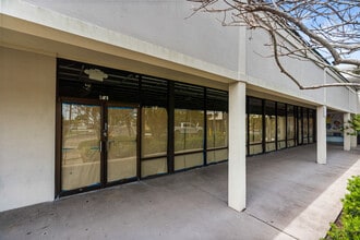 941 Kimberly Blvd, North Lauderdale, FL for lease Interior Photo- Image 2 of 20