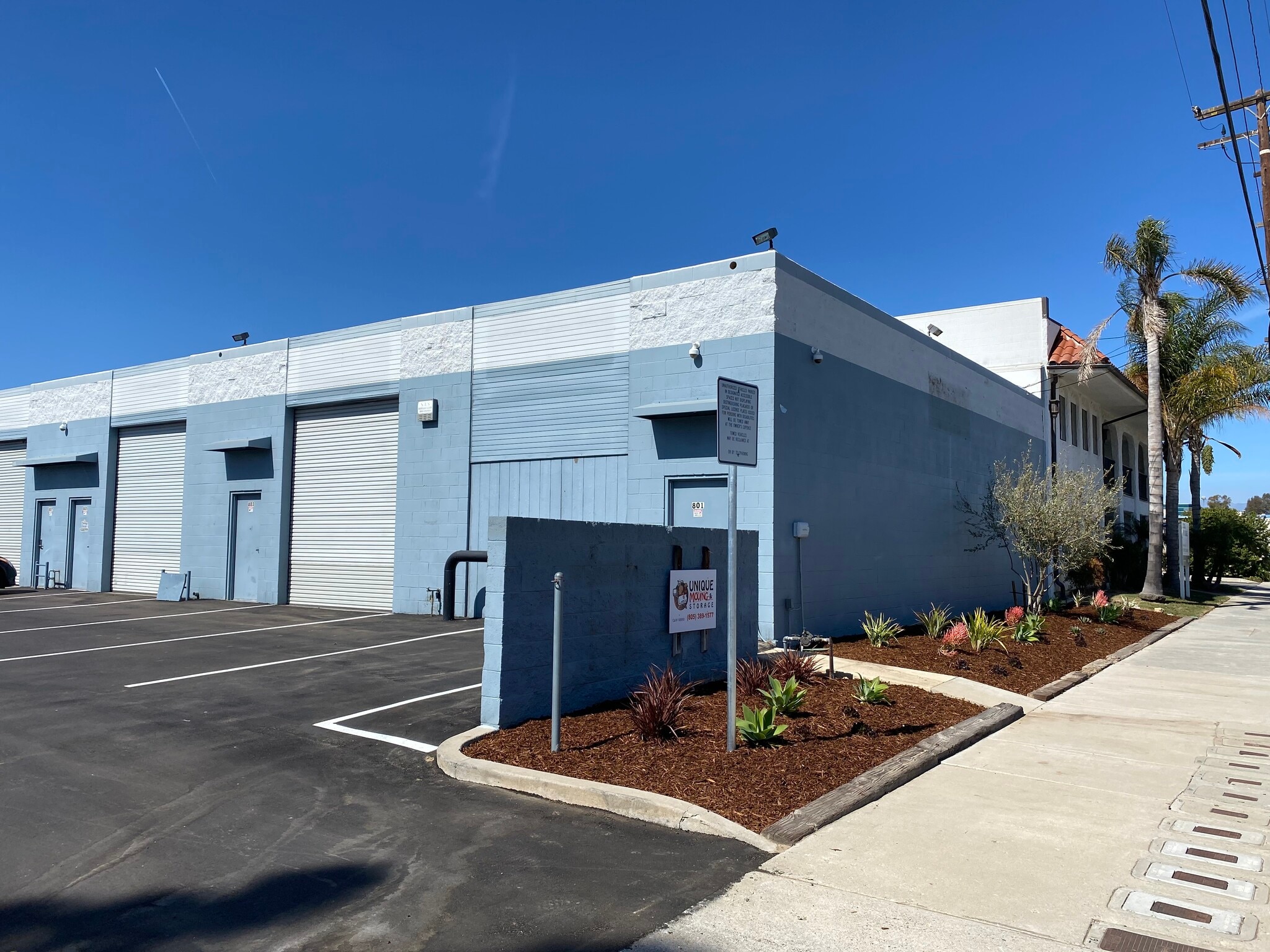 761-815 Maulhardt Ave, Oxnard, CA for lease Primary Photo- Image 1 of 3