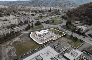 More details for 722 W Harvard Ave, Roseburg, OR - Retail for Sale