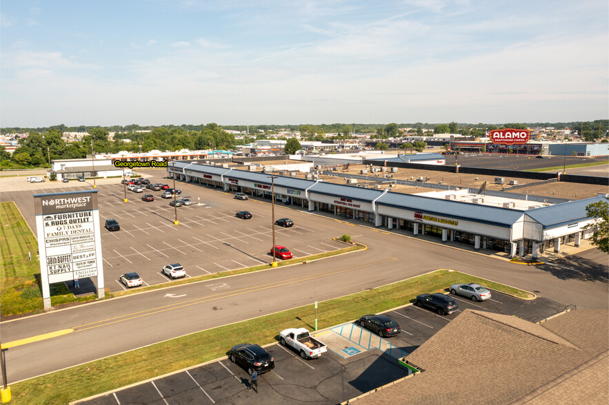 4624-4740 W 38th St, Indianapolis, IN à louer - Photo du bâtiment - Image 3 de 3