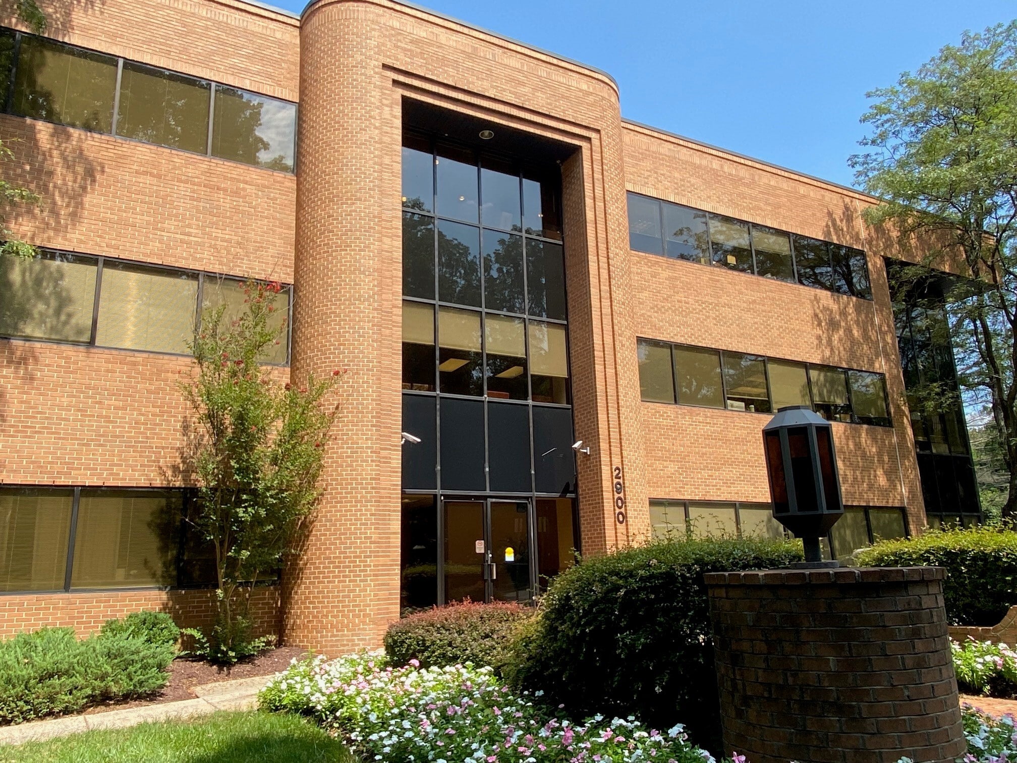 2900 Linden Ln, Silver Spring, MD for lease Primary Photo- Image 1 of 6