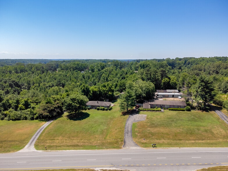 2154 Highway 72, Killen, AL for sale - Building Photo - Image 1 of 18