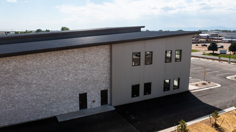 7950 Miller Dr, Frederick, CO à louer - Photo du bâtiment - Image 3 de 15