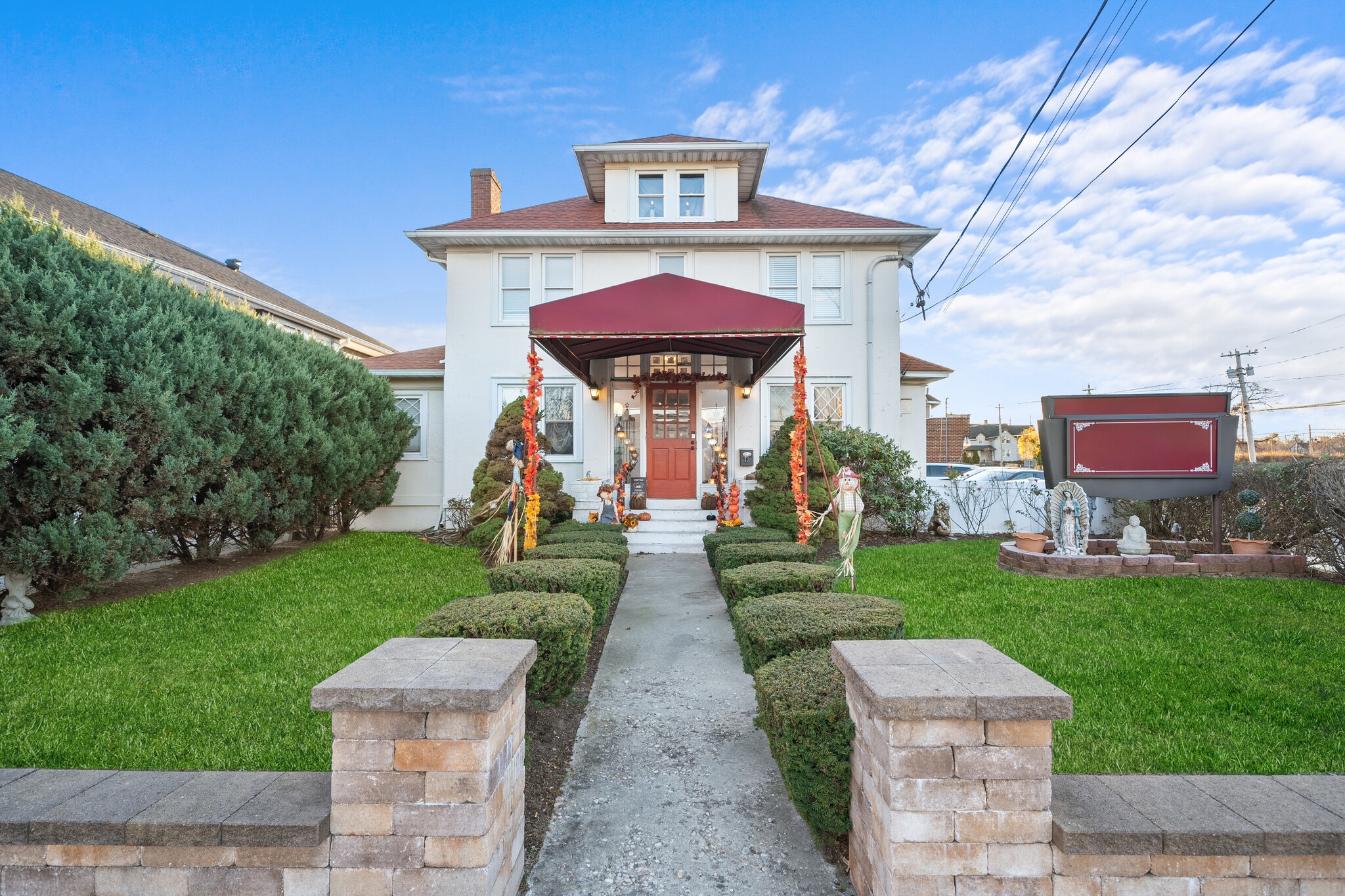 70 Park Ave, Bay Shore, NY for sale Primary Photo- Image 1 of 39