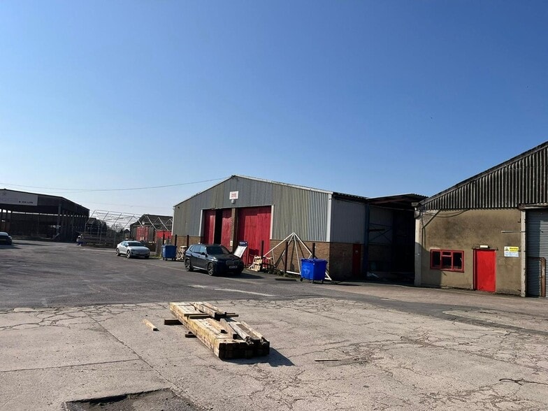 Bristol Rd, Gloucester for sale - Primary Photo - Image 1 of 1