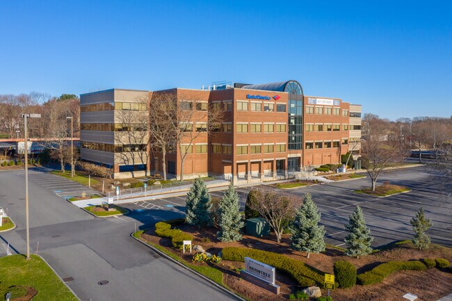 Plus de détails pour 150 Grossman Dr, Braintree, MA - Coworking à louer