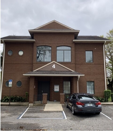 Quietwater Business Park portefeuille de 6 propriétés à vendre sur LoopNet.ca - Photo principale - Image 2 de 6