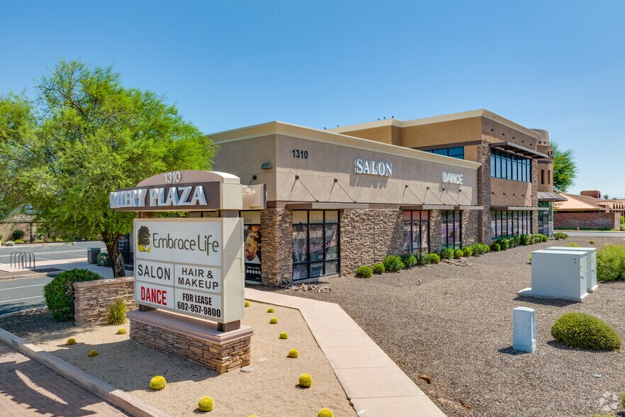 1310 E Southern Ave, Mesa, AZ à louer - Photo du bâtiment - Image 3 de 9