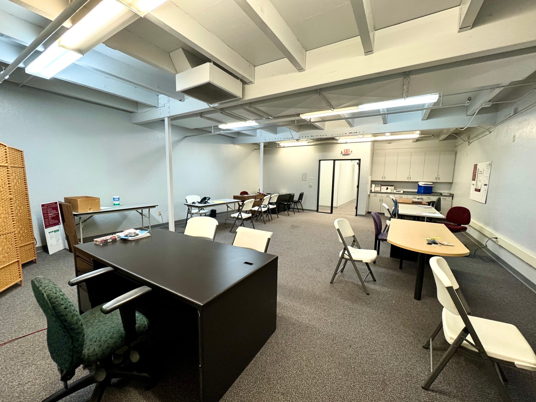 4949 E Cesar Chavez Blvd, Fresno, CA for lease Building Photo- Image 1 of 1