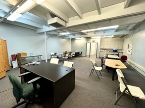 4949 E Cesar Chavez Blvd, Fresno, CA for lease Building Photo- Image 1 of 1