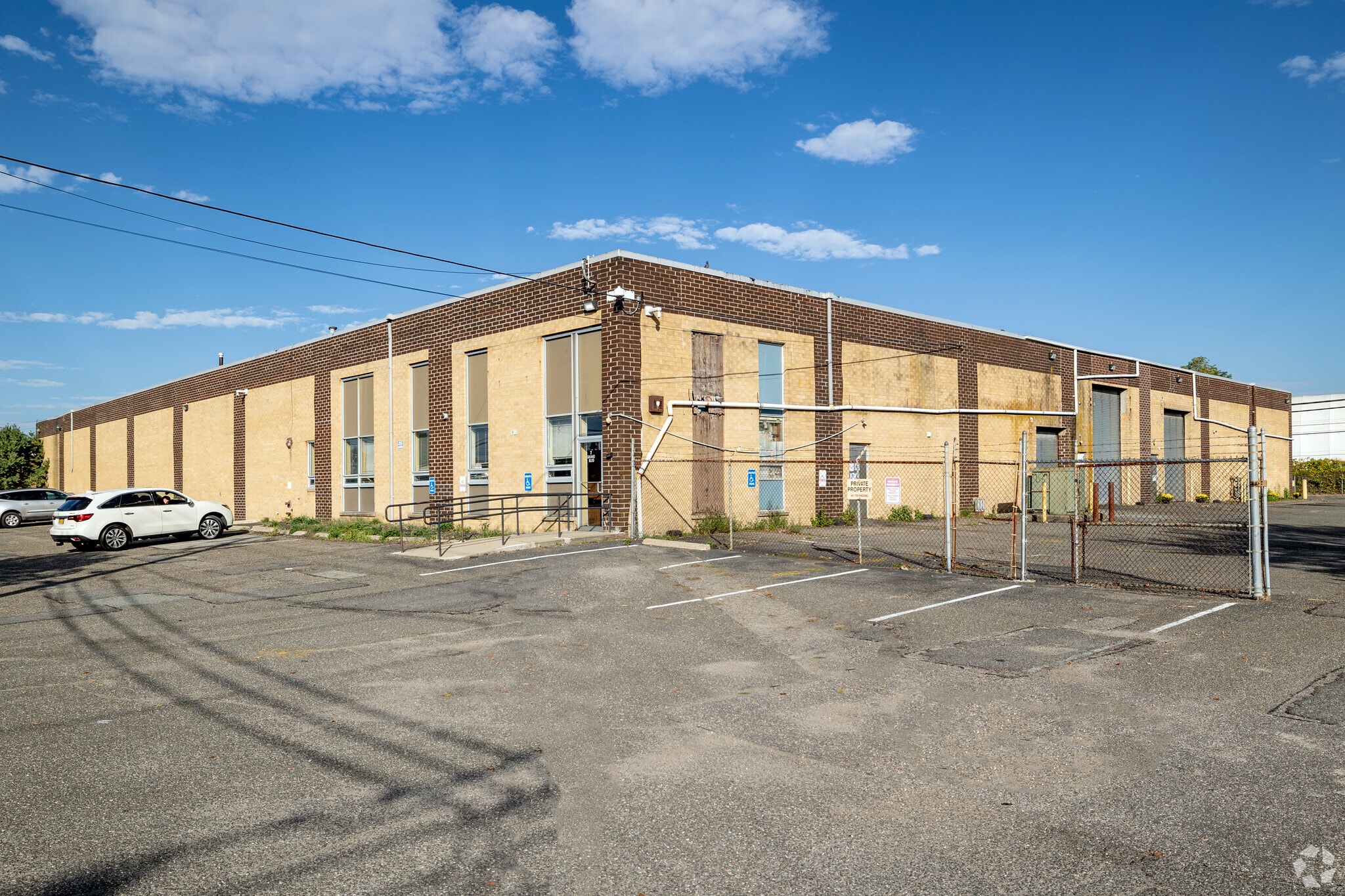 7 Grand Blvd, Brentwood, NY for lease Primary Photo- Image 1 of 9
