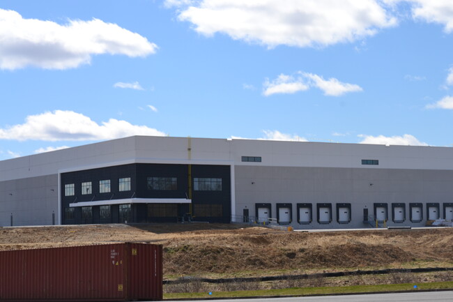 Plus de détails pour 198 Enterprise Blvd, Allenwood, PA - Industriel à louer