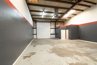 10893 Dyer St, El Paso, TX for lease Interior Photo- Image 1 of 20