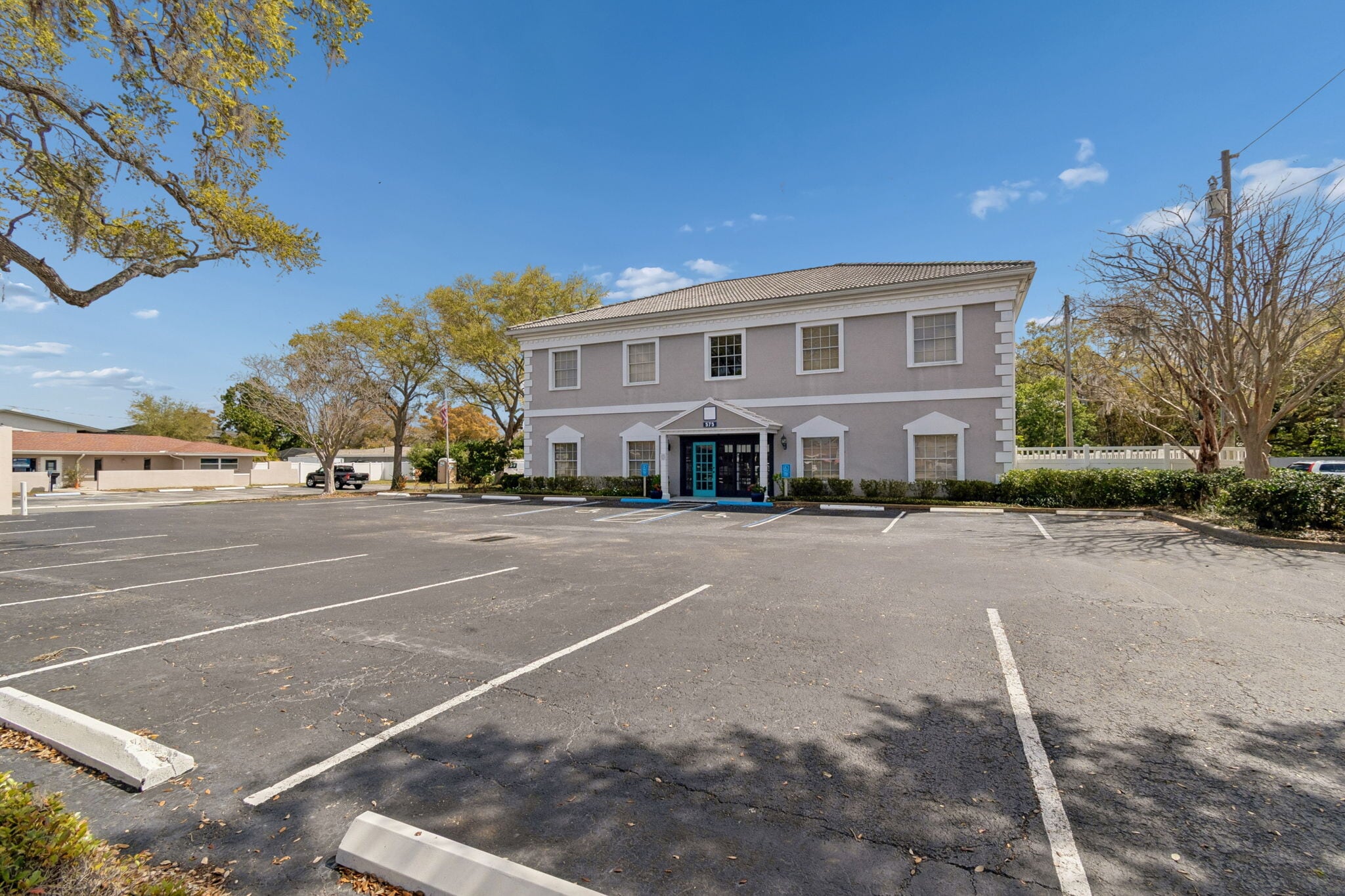 575 Indian Rocks Rd N, Belleair Bluffs, FL for lease Primary Photo- Image 1 of 36
