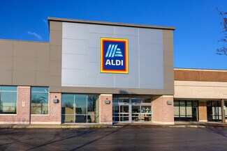Plus de détails pour Airport Rd, Coatesville, PA - Commerce de détail à louer