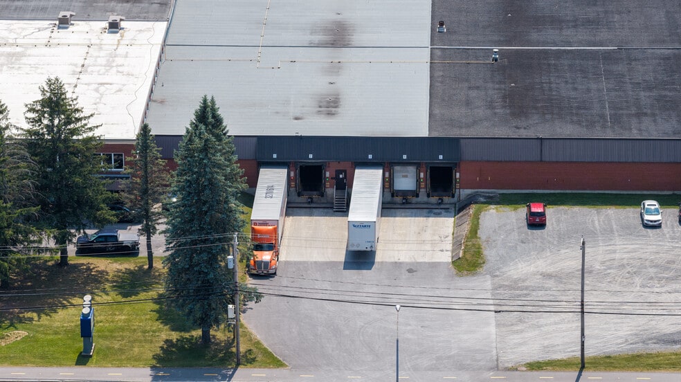 2945 Boul Lemire, Drummondville, QC à vendre - Photo du bâtiment - Image 2 de 17