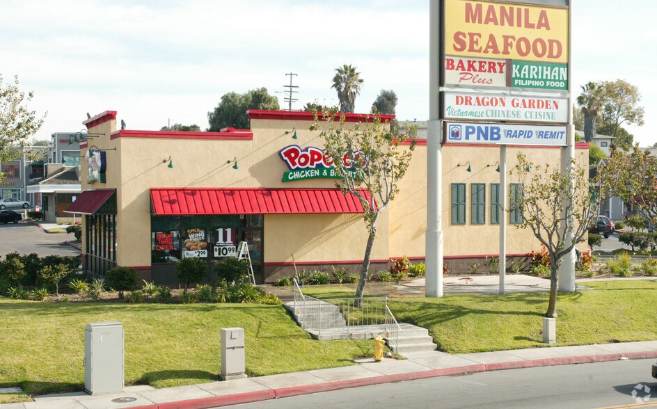 2210 E Plaza Blvd, National City, CA for sale - Primary Photo - Image 1 of 2