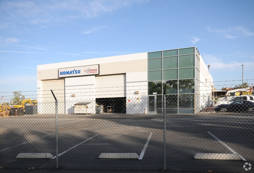 3501 Unicorn Rd, Bakersfield, CA for sale - Primary Photo - Image 1 of 10