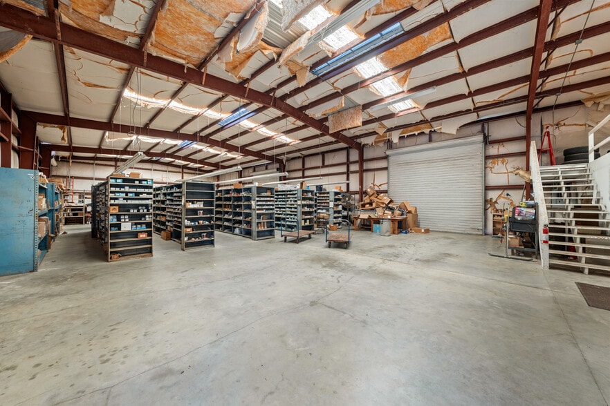 12016 FM 830 Rd, Willis, TX for sale - Building Photo - Image 2 of 23