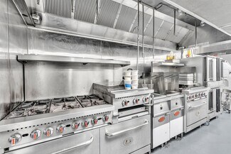 Plus de détails pour 2080 NW 75th St, Miami, FL - Industriel à louer